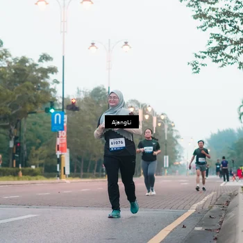 Runner Photo 8266396