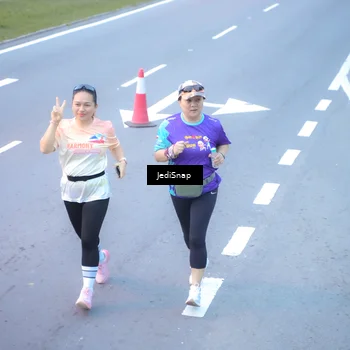 Runner Photo 8266528
