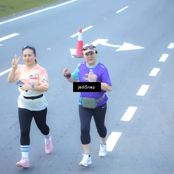 Runner Photo 8266555
