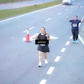 Runner Photo 8266655