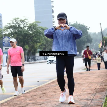 Runner Photo 8266665