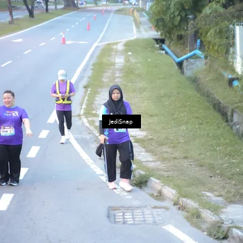Runner Photo 8266892
