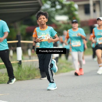 Runner Photo 8267024
