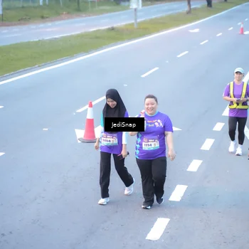 Runner Photo 8267037