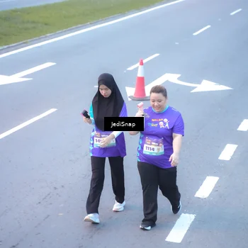Runner Photo 8267088