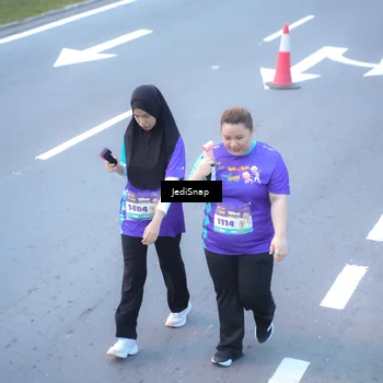 Runner Photo 8267109