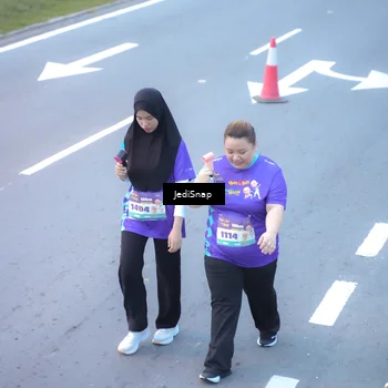 Runner Photo 8267110