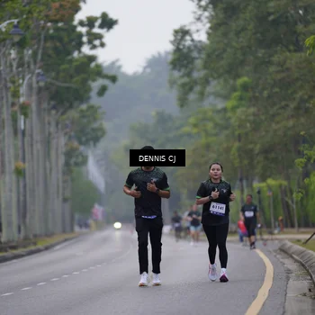 Runner Photo 8267111