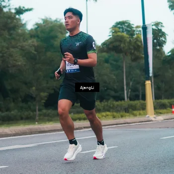 Runner Photo 8267126