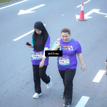 Runner Photo 8267145