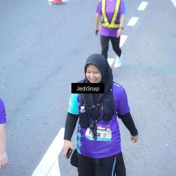 Runner Photo 8267171