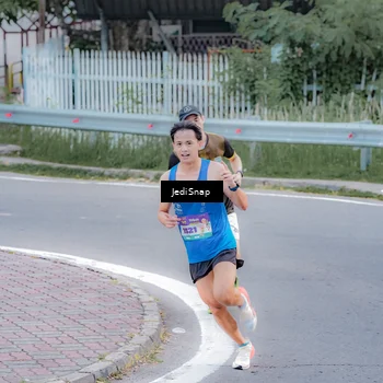 Runner Photo 8267276