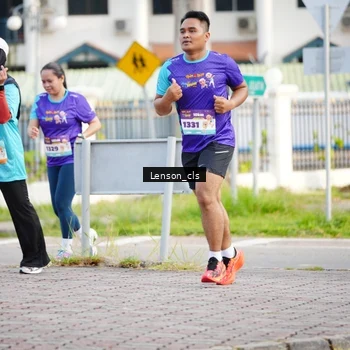 Runner Photo 8267292