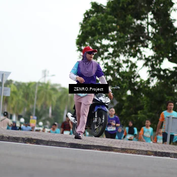 Runner Photo 8267300