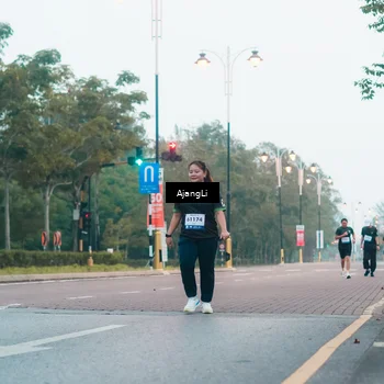 Runner Photo 8267301