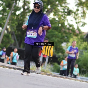 Runner Photo 8267370
