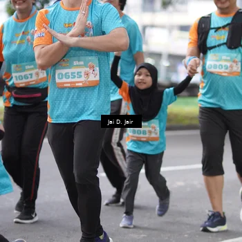 Runner Photo 8267392