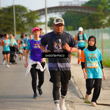Runner Photo 8267393