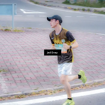 Runner Photo 8267416