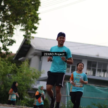 Runner Photo 8267429