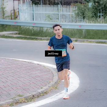 Runner Photo 8267483