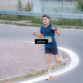 Runner Photo 8267505