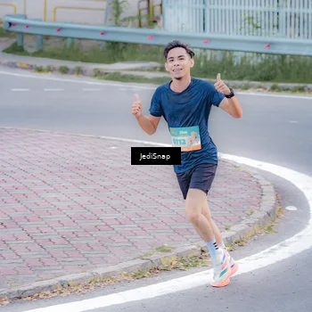Runner Photo 8267512