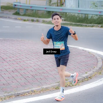 Runner Photo 8267517