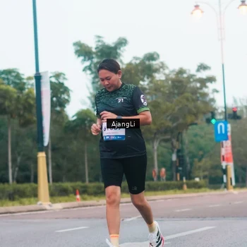 Runner Photo 8267535