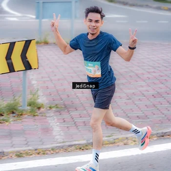 Runner Photo 8267549