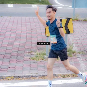 Runner Photo 8267552