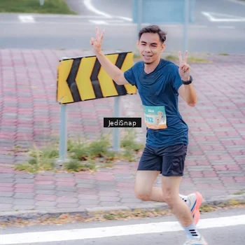 Runner Photo 8267556
