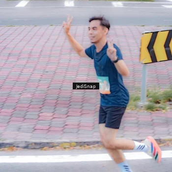 Runner Photo 8267558