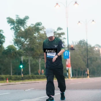 Runner Photo 8267571