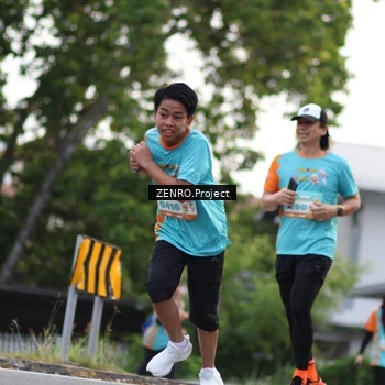 Runner Photo 8267592