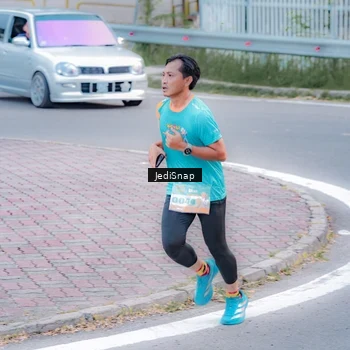 Runner Photo 8267598