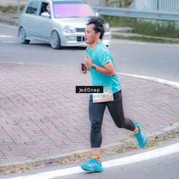 Runner Photo 8267603