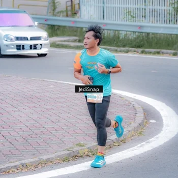 Runner Photo 8267608