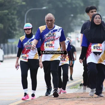 Runner Photo 8267614