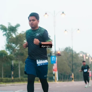 Runner Photo 8267635