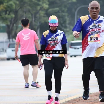 Runner Photo 8267668