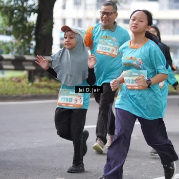 Runner Photo 8267680