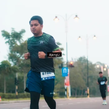 Runner Photo 8267681