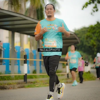 Runner Photo 8267688