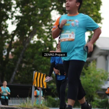 Runner Photo 8267691