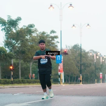 Runner Photo 8267694