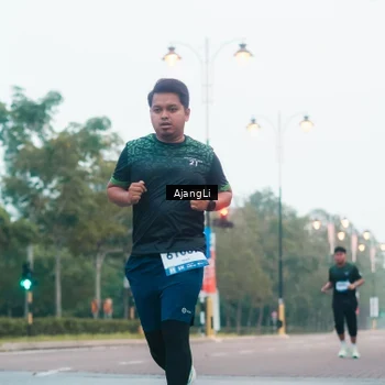 Runner Photo 8267697