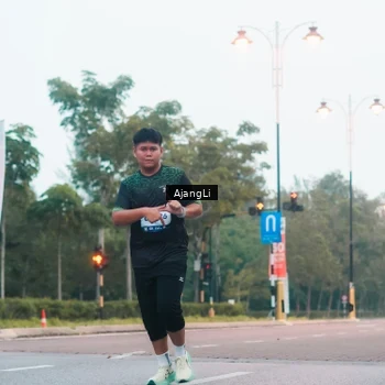 Runner Photo 8267725