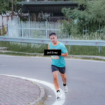 Runner Photo 8267755
