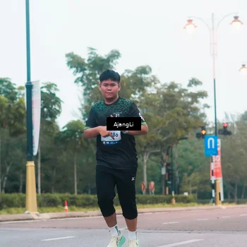 Runner Photo 8267758
